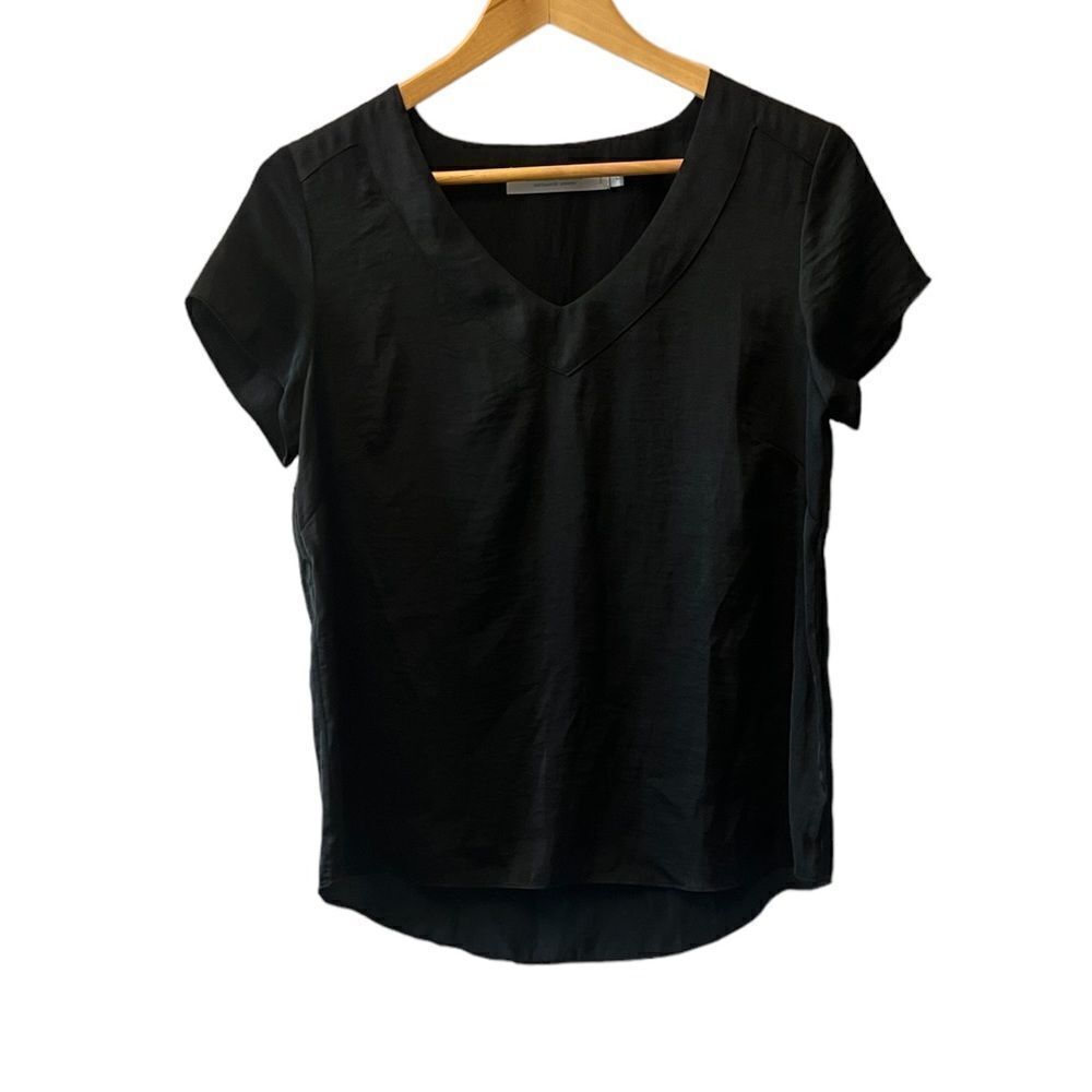 CONTEMPORAINE Black Sateen Finish V Neck Short Sleeve Dressy Top S